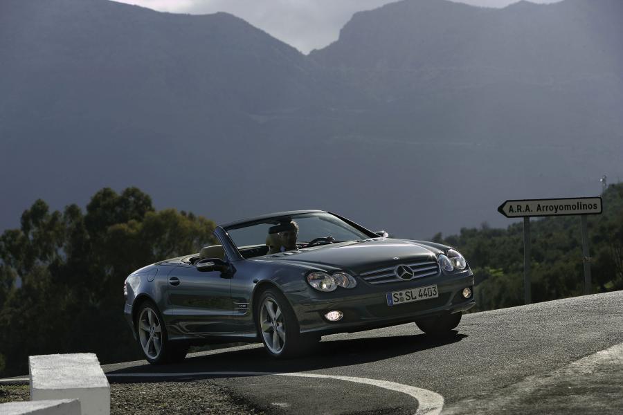  Mercedes-Benz SL-Class 2006 года  (фото 23 из 81)